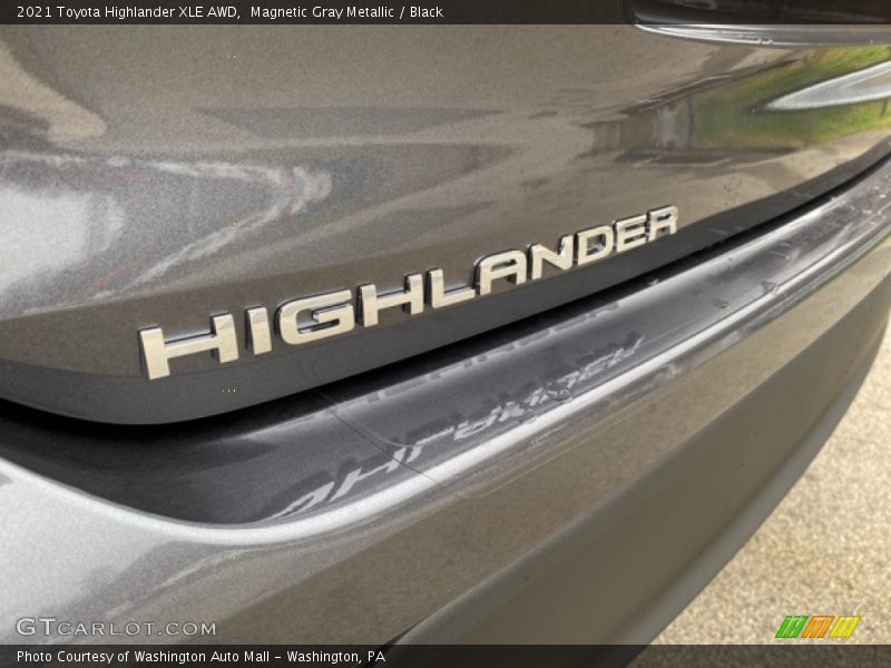 Magnetic Gray Metallic / Black 2021 Toyota Highlander XLE AWD