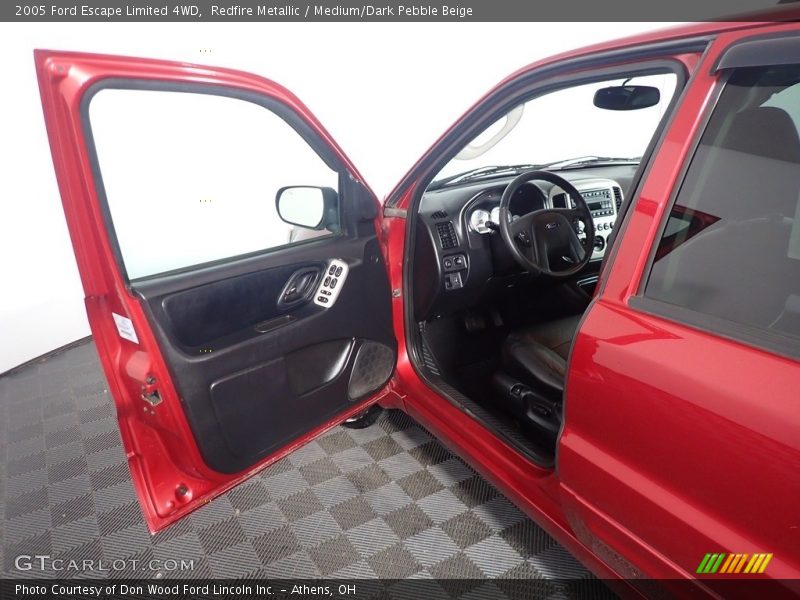 Redfire Metallic / Medium/Dark Pebble Beige 2005 Ford Escape Limited 4WD