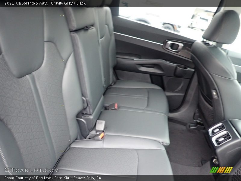 Gravity Gray / Black 2021 Kia Sorento S AWD
