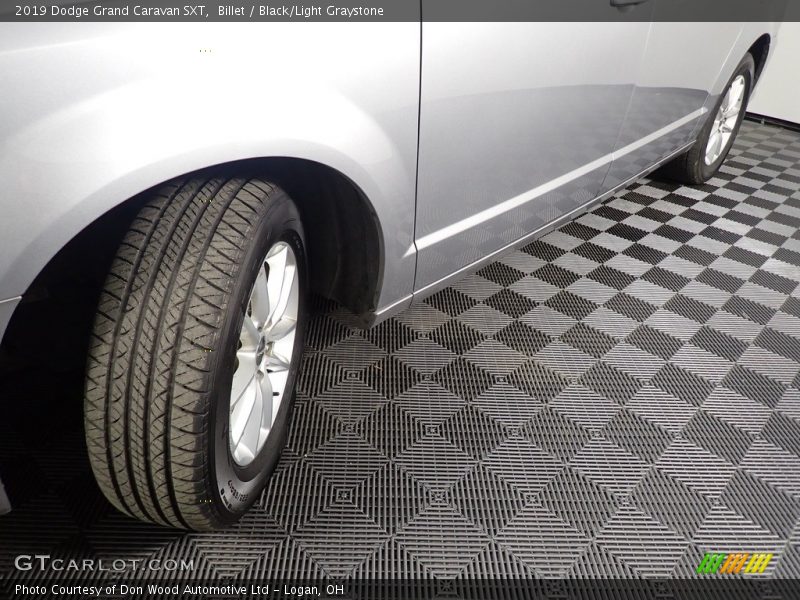 Billet / Black/Light Graystone 2019 Dodge Grand Caravan SXT