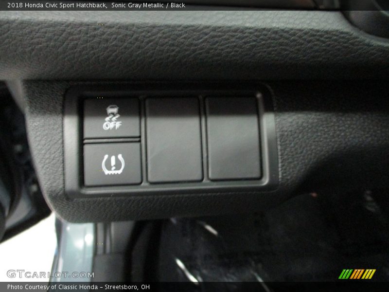 Sonic Gray Metallic / Black 2018 Honda Civic Sport Hatchback