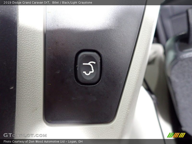 Billet / Black/Light Graystone 2019 Dodge Grand Caravan SXT