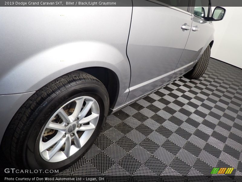 Billet / Black/Light Graystone 2019 Dodge Grand Caravan SXT