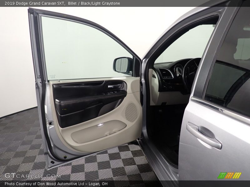Billet / Black/Light Graystone 2019 Dodge Grand Caravan SXT