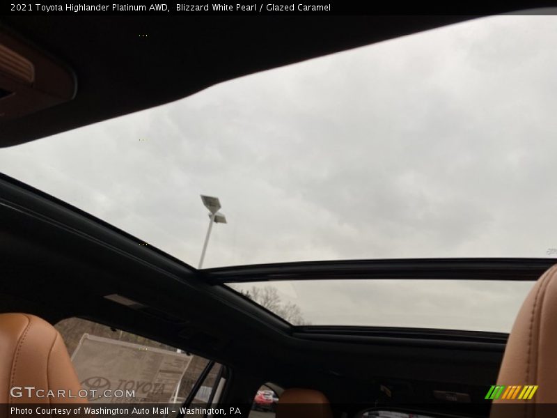 Blizzard White Pearl / Glazed Caramel 2021 Toyota Highlander Platinum AWD