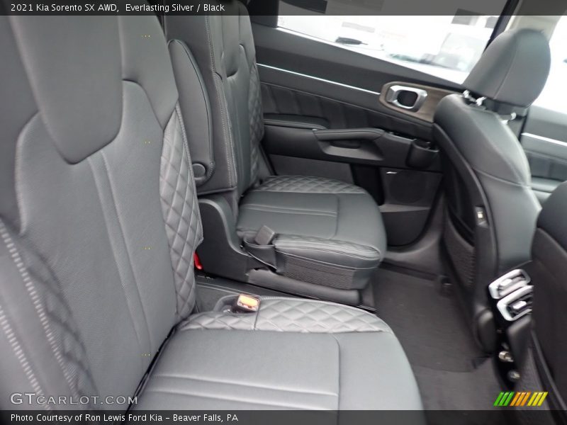 Everlasting Silver / Black 2021 Kia Sorento SX AWD