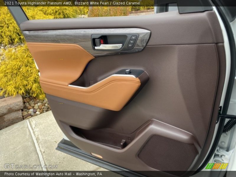 Door Panel of 2021 Highlander Platinum AWD