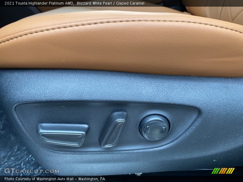 Blizzard White Pearl / Glazed Caramel 2021 Toyota Highlander Platinum AWD