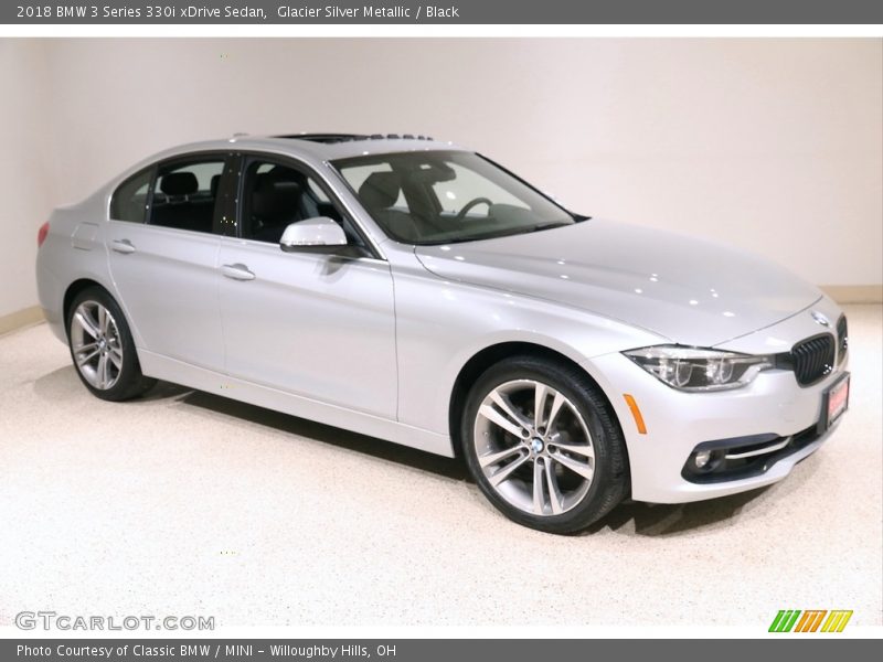 Glacier Silver Metallic / Black 2018 BMW 3 Series 330i xDrive Sedan