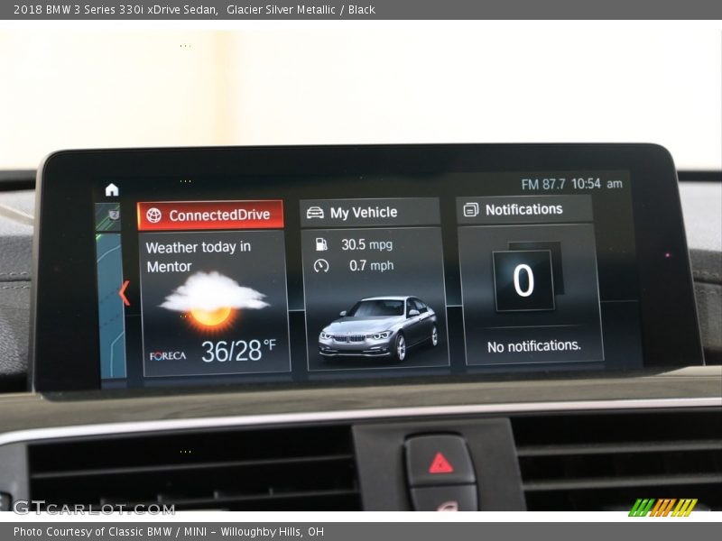 Glacier Silver Metallic / Black 2018 BMW 3 Series 330i xDrive Sedan