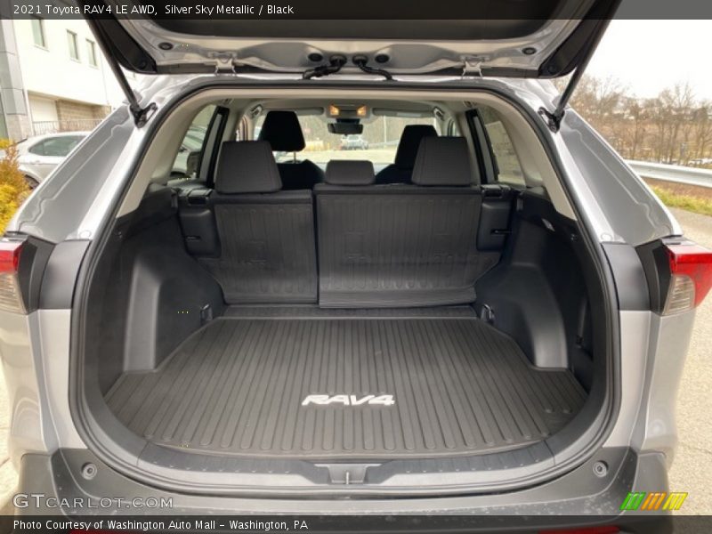  2021 RAV4 LE AWD Trunk