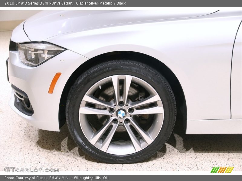 Glacier Silver Metallic / Black 2018 BMW 3 Series 330i xDrive Sedan