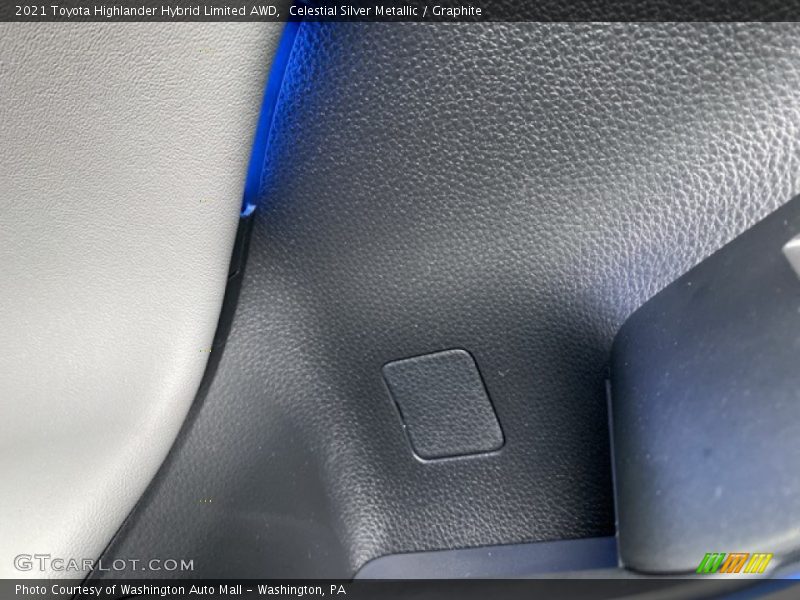 Celestial Silver Metallic / Graphite 2021 Toyota Highlander Hybrid Limited AWD