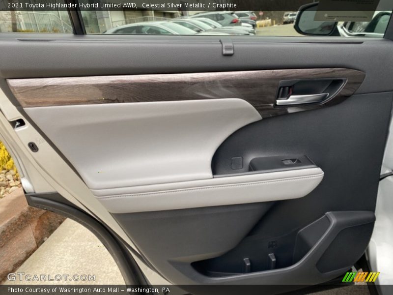 Celestial Silver Metallic / Graphite 2021 Toyota Highlander Hybrid Limited AWD