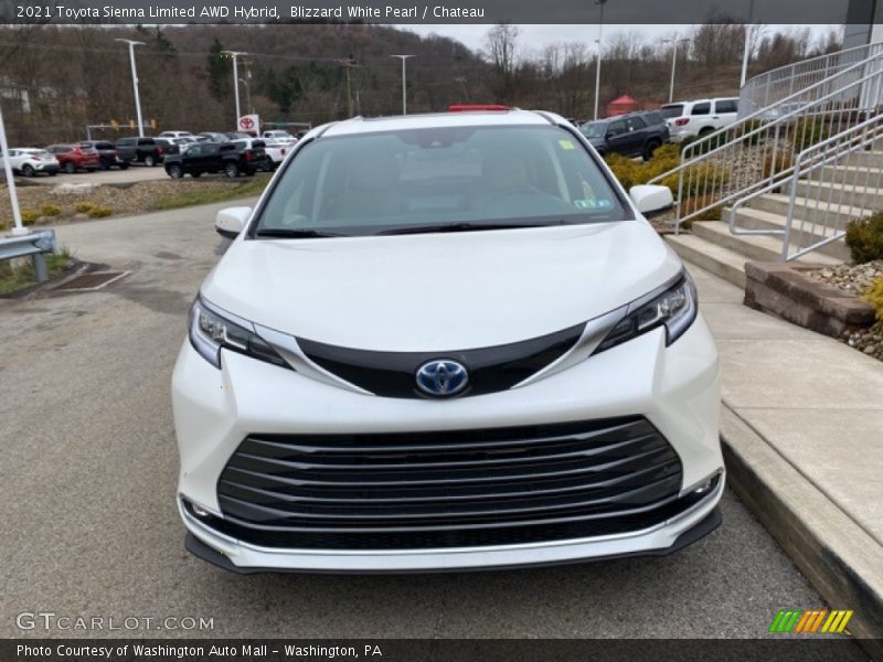 Blizzard White Pearl / Chateau 2021 Toyota Sienna Limited AWD Hybrid
