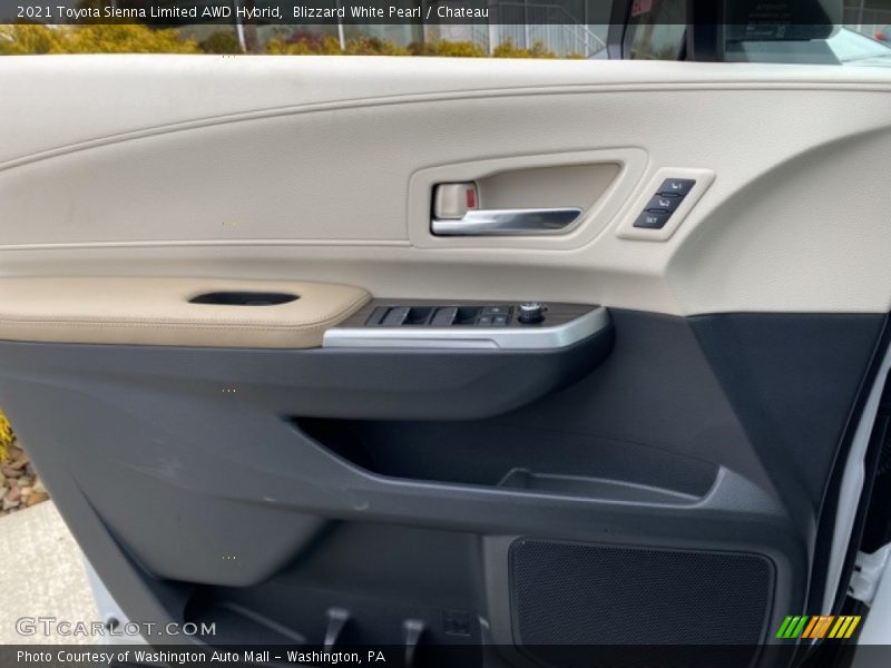 Door Panel of 2021 Sienna Limited AWD Hybrid