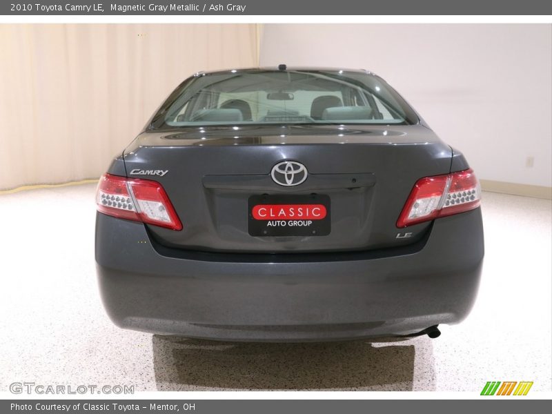 Magnetic Gray Metallic / Ash Gray 2010 Toyota Camry LE