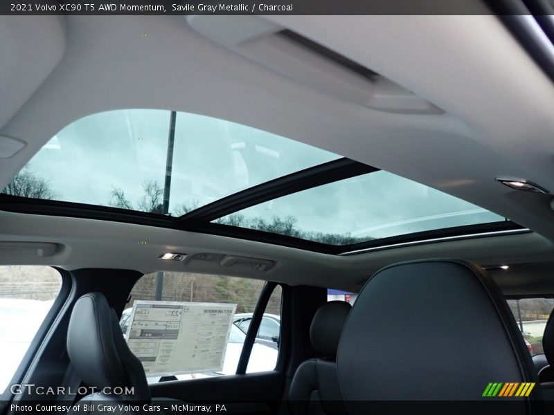 Sunroof of 2021 XC90 T5 AWD Momentum