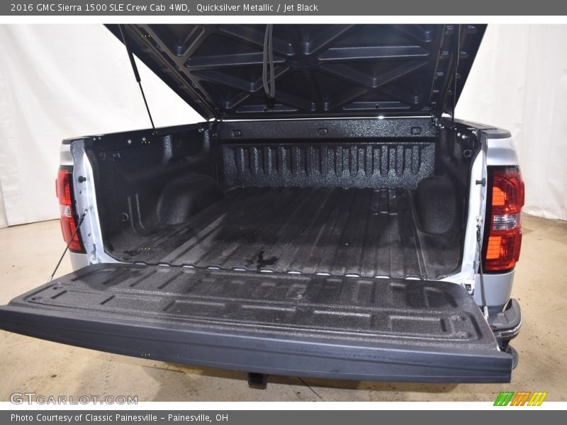 Quicksilver Metallic / Jet Black 2016 GMC Sierra 1500 SLE Crew Cab 4WD