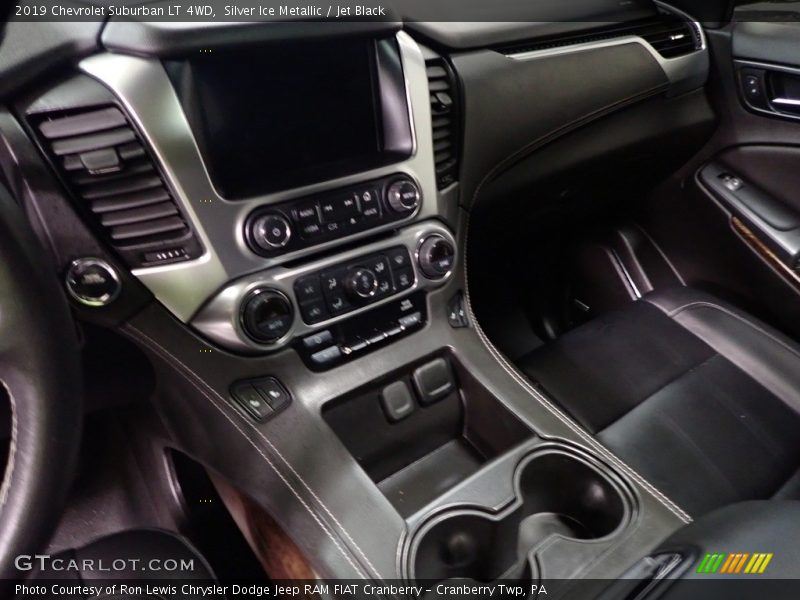 Silver Ice Metallic / Jet Black 2019 Chevrolet Suburban LT 4WD