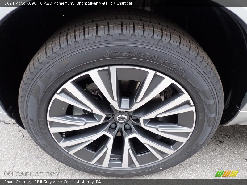 Bright Silver Metallic / Charcoal 2021 Volvo XC90 T6 AWD Momentum