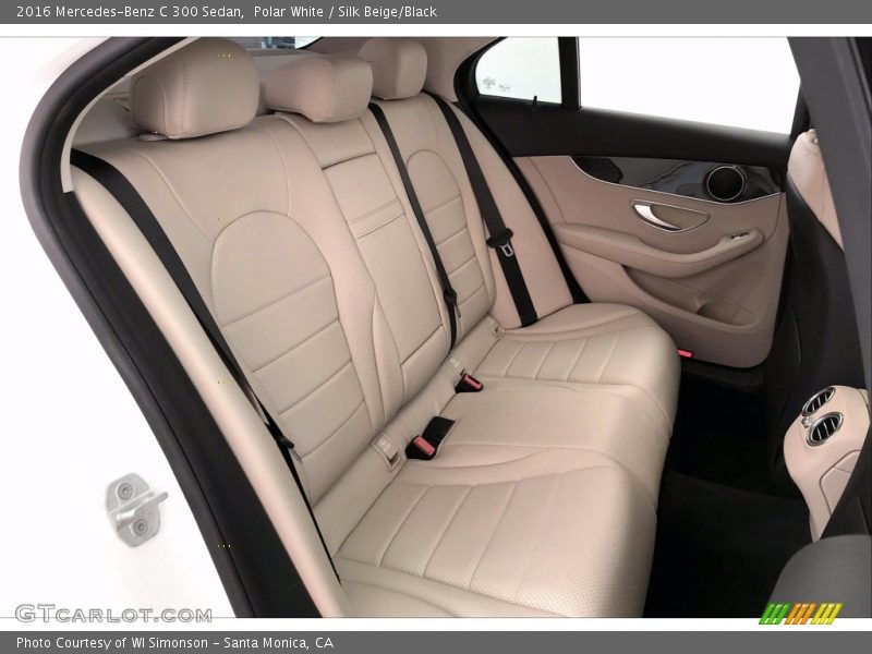 Polar White / Silk Beige/Black 2016 Mercedes-Benz C 300 Sedan