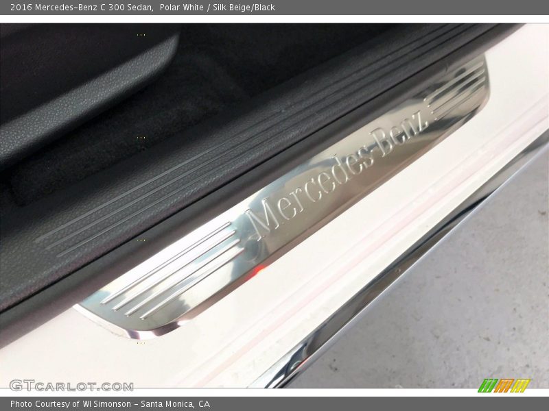 Polar White / Silk Beige/Black 2016 Mercedes-Benz C 300 Sedan