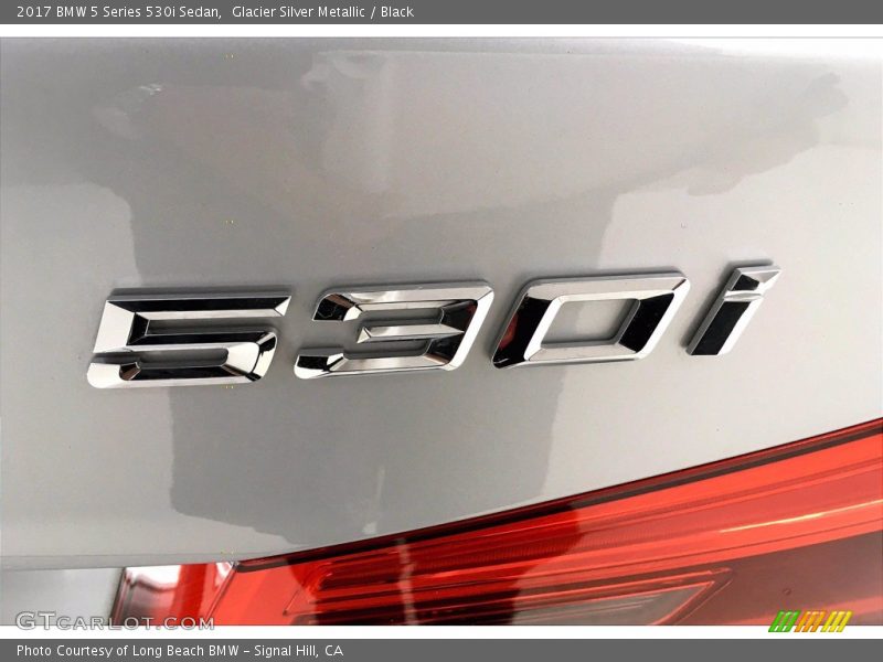 Glacier Silver Metallic / Black 2017 BMW 5 Series 530i Sedan