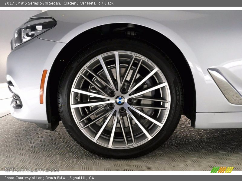 Glacier Silver Metallic / Black 2017 BMW 5 Series 530i Sedan