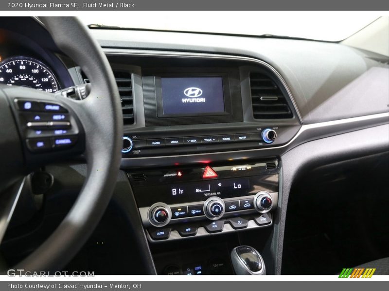 Fluid Metal / Black 2020 Hyundai Elantra SE