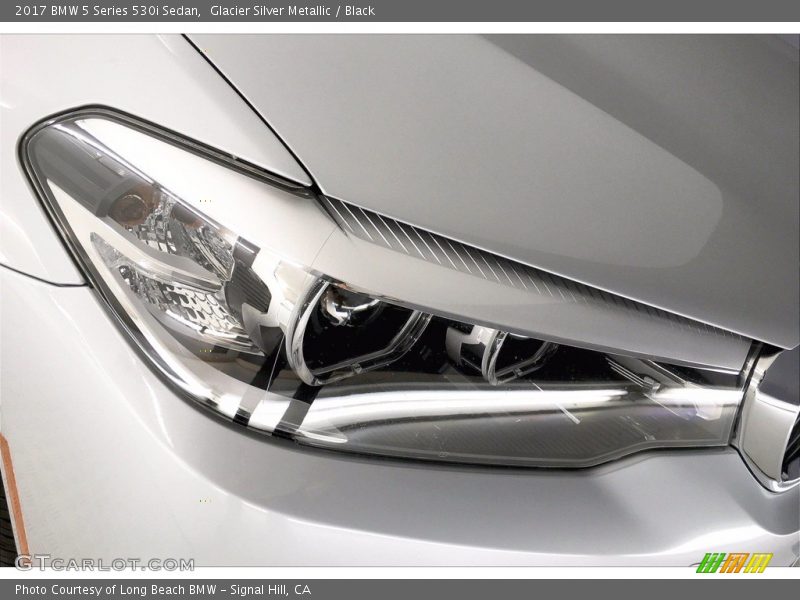 Glacier Silver Metallic / Black 2017 BMW 5 Series 530i Sedan