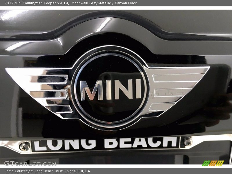 Moonwalk Grey Metallic / Carbon Black 2017 Mini Countryman Cooper S ALL4