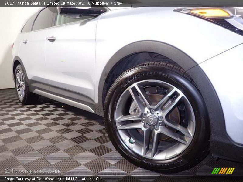Circuit Silver / Gray 2017 Hyundai Santa Fe Limited Ultimate AWD