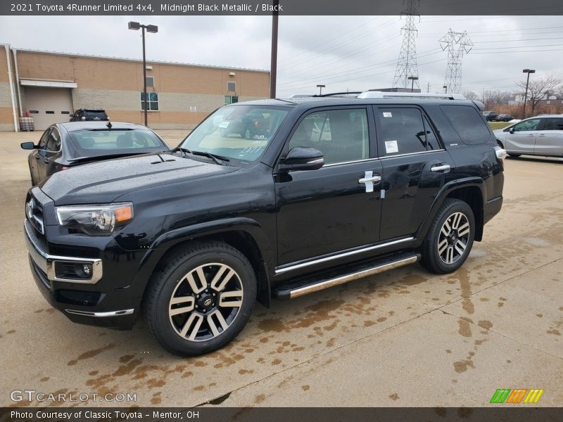 Front 3/4 View of 2021 4Runner Limited 4x4
