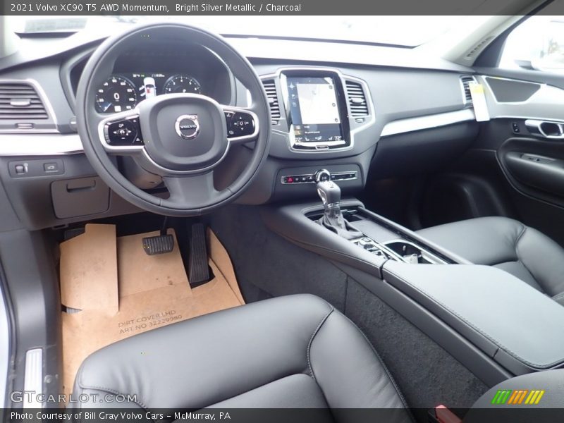 Front Seat of 2021 XC90 T5 AWD Momentum