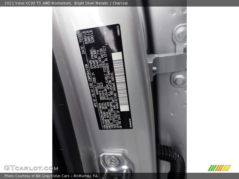 Bright Silver Metallic / Charcoal 2021 Volvo XC90 T5 AWD Momentum