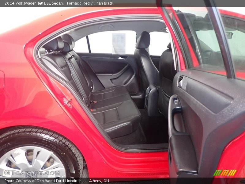 Tornado Red / Titan Black 2014 Volkswagen Jetta SE Sedan