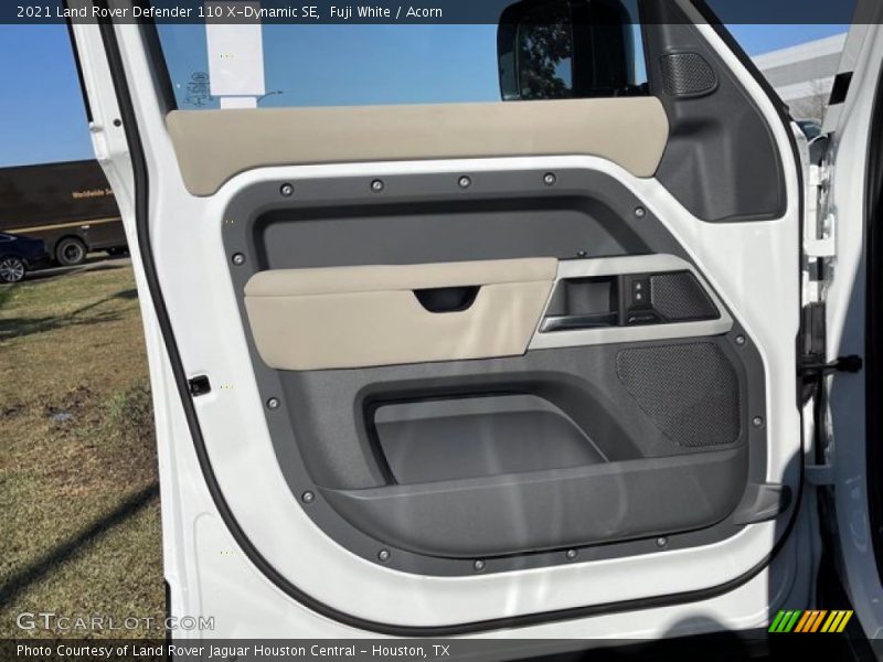 Fuji White / Acorn 2021 Land Rover Defender 110 X-Dynamic SE