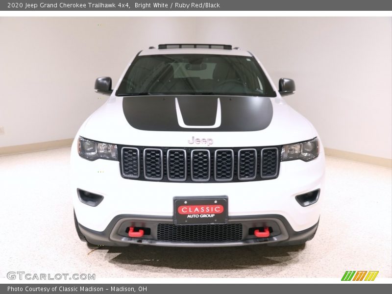 Bright White / Ruby Red/Black 2020 Jeep Grand Cherokee Trailhawk 4x4
