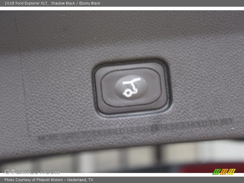 Shadow Black / Ebony Black 2018 Ford Explorer XLT