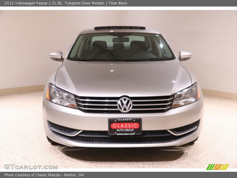 Tungsten Silver Metallic / Titan Black 2012 Volkswagen Passat 2.5L SE