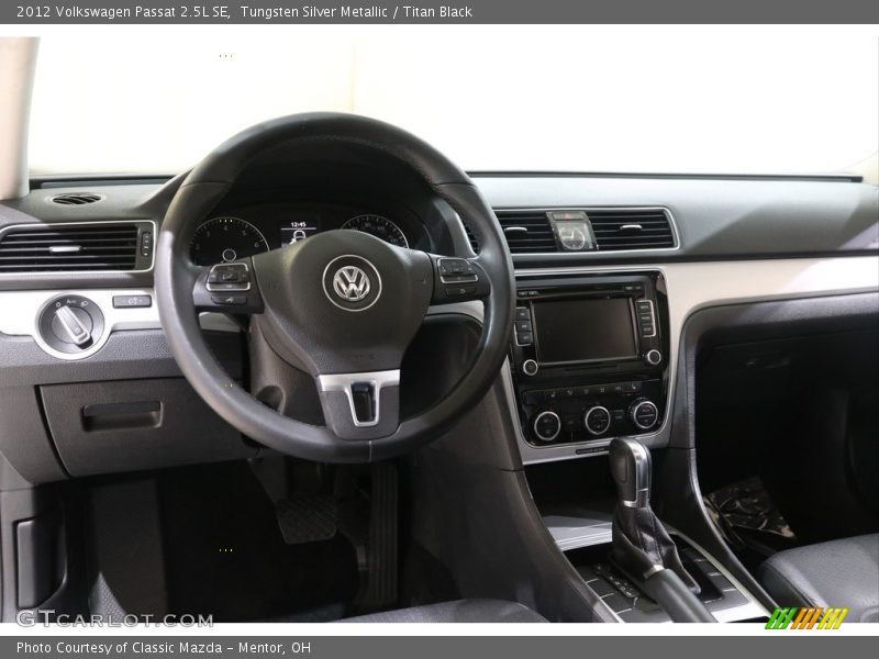 Tungsten Silver Metallic / Titan Black 2012 Volkswagen Passat 2.5L SE
