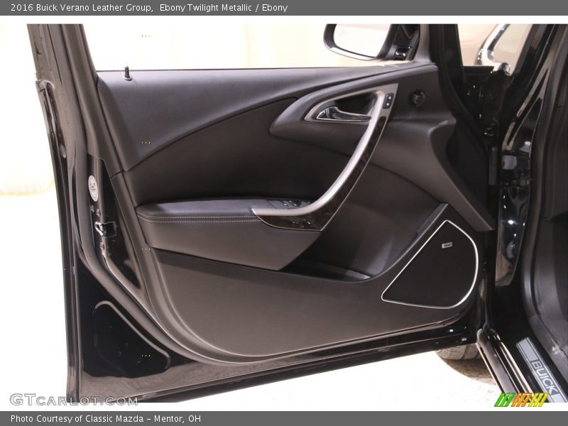 Ebony Twilight Metallic / Ebony 2016 Buick Verano Leather Group