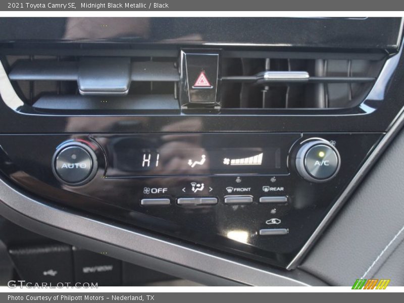 Midnight Black Metallic / Black 2021 Toyota Camry SE