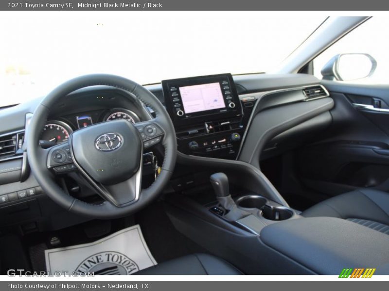 Midnight Black Metallic / Black 2021 Toyota Camry SE