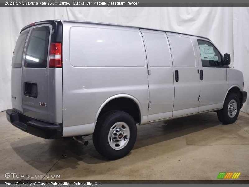 Quicksilver Metallic / Medium Pewter 2021 GMC Savana Van 2500 Cargo