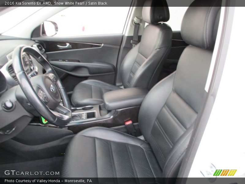 Snow White Pearl / Satin Black 2016 Kia Sorento EX AWD