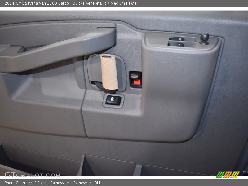 Quicksilver Metallic / Medium Pewter 2021 GMC Savana Van 2500 Cargo