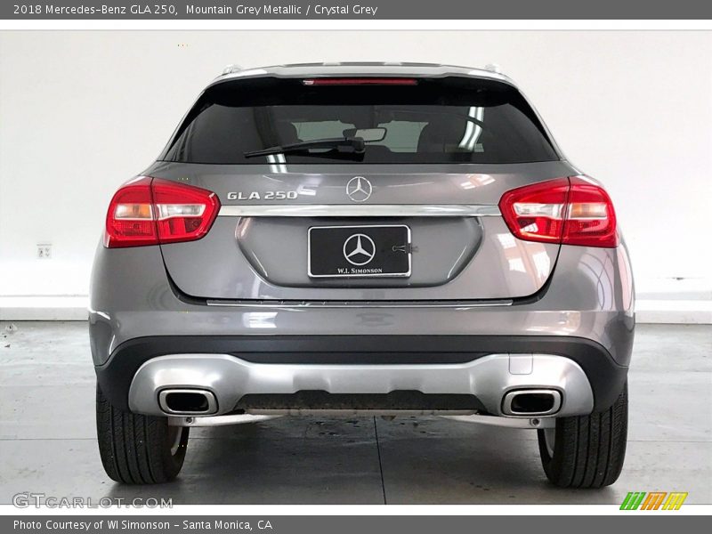 Mountain Grey Metallic / Crystal Grey 2018 Mercedes-Benz GLA 250