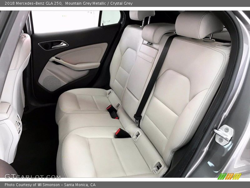 Mountain Grey Metallic / Crystal Grey 2018 Mercedes-Benz GLA 250